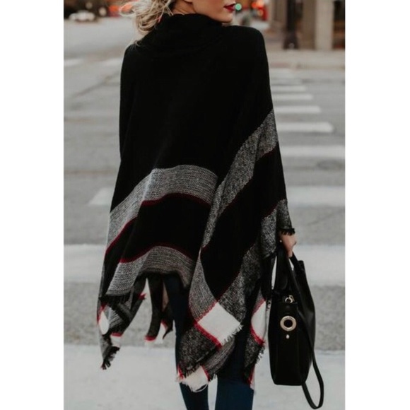 ✨SALE!✨5⭐️NEW TAN CAMEL PLAID PONCHO WRAP CAPE TOP - Picture 5 of 8